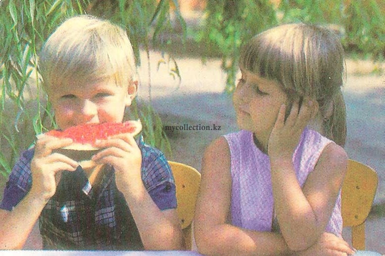 Boy_watermelon_girl.jpg