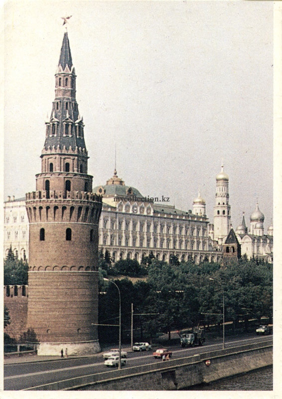 Москва. Водовзводная башня Кремля Moscow. Vodovzvodnaya tower of the Kremlin 1983.jpg
